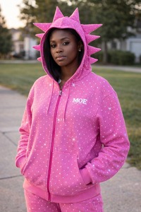 Sudadera con capucha de mujer personalizada con cremallera, pedrería y capucha con púas, estilo casual urbano, con efecto ruborizado, venta al por mayor - Product Image 5