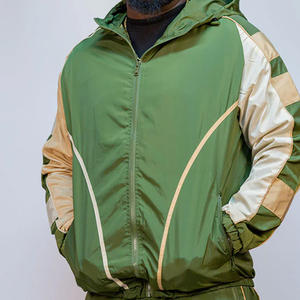 Ensemble de survêtement coupe-vent respirant avec doublure en maille, personnalisable OEM ODM, pour hommes et femmes, style streetwear, couleur unie, pour l'extérieur - Product Image 2