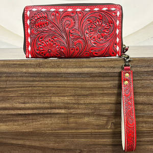 กระเป๋าสตางค์หนังแท้ลายสลักมือแบบซิปรอบพร้อมสายคล้องข้อมือ สไตล์ตะวันตก กระเป๋าคลัทช์สำหรับสุภาพสตรี พร้อมช่องใส่บัตรและช่องใส่เหรียญ - Product Image 5