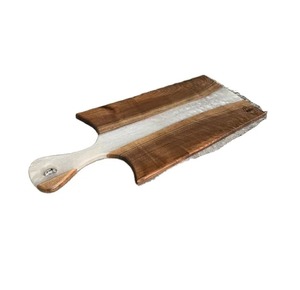 Planche à découper en bois et résine de qualité supérieure, design moderne pour la préparation des aliments et la restauration en cuisine - Product Image 3