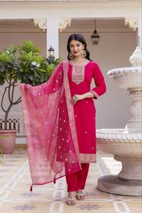 Tela Moderna para Salwar Kameez de Viscosa Pura Chanderi con Bordado de Lentejuelas y Dupatta - Product Image 4