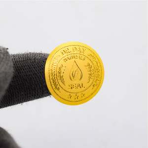 Etiquetas Adhesivas Personalizadas para Cajas con Relieve Metálico |   Etiquetas de Vinilo Doradas para Envases de Perfume y Champú, Acabado Mate, Resistentes al Agua y a los Rayos UV - Product Image 1