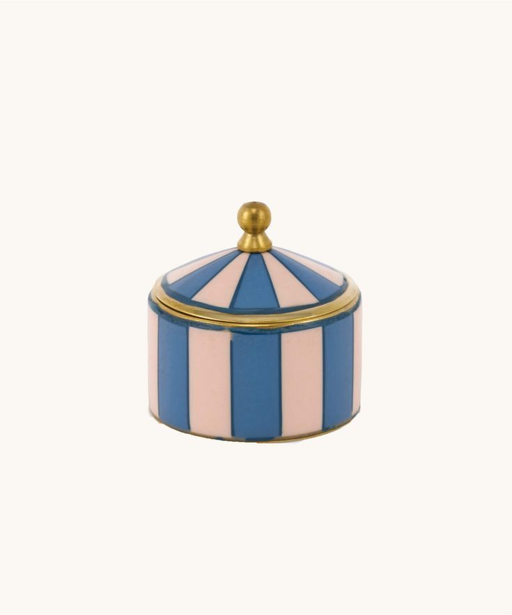 COMME ILLUSTRÉ