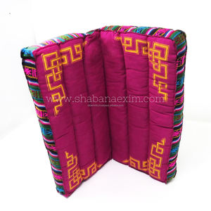 Juguetes de madera pintados Artesanías decorativas Juguetes pintados a mano Venta al por mayor India Artesanías de madera asequibles Juguetes pintados a mano - Product Image 4