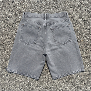 Shorts en jean baggy à strass pour femme – Tendance hiver – Style urbain - Product Image 2