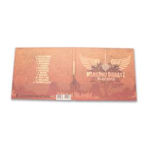Digipak de CD con revestimiento mate de una sola bandeja y libro de canciones pegado en el interior - Product Image 4