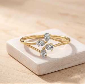 Anillo de Compromiso con Diamante Cultivado en Laboratorio de 1 Quilate, Corte Pera, Engaste de 3 Puntas, Oro de 10K, 14K o 18K, Certificado IGI, para Mujer - Product Image 1