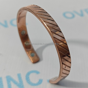 Pulsera Magnética Moderna Grabada en Cobre Puro, Imanes Triples de Alta Resistencia, Ecológica, Alivio del Dolor de Artritis y Túnel Carpiano - Product Image 2