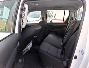 NEW 2025 TO YO TA HI LUX (DOUBLE CAB AWD) 100-199 Hp MANUAL TRANSMISSION - Product Image 6