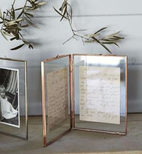 Cadre photo artistique en aluminium pour décoration de table, mettant en valeur un design créatif et une présentation élégante des photos - Product Image 6