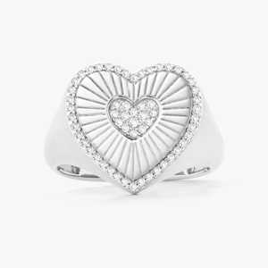 Bague signet cœur cannelé en or massif 10k 14k 18k, sertie de diamant solitaire de laboratoire taille ronde pavé, bijou de luxe pour le petit doigt - Product Image 3