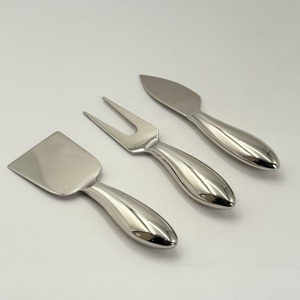 Juego de 4 Cuchillos para Queso de Acero Inoxidable Ecológicos, Cuchillos Multiusos para Mantequilla, para Uso en el Hogar y Restaurantes en India - Product Image 3