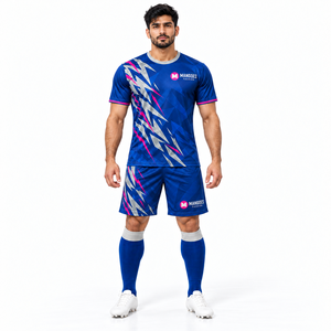Ensemble d'uniformes de football unisexe sublimés, à séchage rapide, extensibles dans quatre directions, écologiques, avec maillot à manches courtes et short - Product Image 2