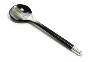 ช้อนทำจากเขาควายธรรมชาติคุณภาพดีใหม่ - ช้อนเขาควายที่เป็นมิตรกับสิ่งแวดล้อม ทนทาน พร้อมดีไซน์และโลโก้ที่ปรับแต่งได้ สำหรับใช้ในบ้านและร้านอาหาร - Product Image 6