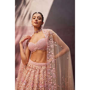 Ensemble Lehenga de créateur pour femme avec fil Dori Sequins & Pearl Beads Work - Product Image 3