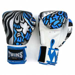 Gants de boxe en cuir de qualité supérieure, nouveaux arrivages, logo personnalisable, sangles réglables à boucles et crochets, pour le kick-boxing et les arts martiaux - Product Image 6