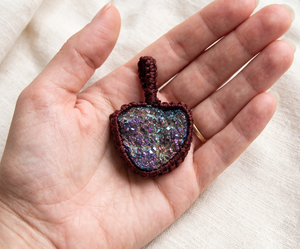 Pendentif en Titane Naturel avec Pierre Précieuse Druzy Memoria Jewels, Modèle 3029, Certifié GIA, Forme Triangulaire Tendance pour Femme - Product Image 2
