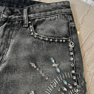 Jeans courts de bonne qualité pour hommes, en coton, coupe droite, décontractés, avec strass, denim, streetwear d'été, couleur personnalisée, vêtements tendance - Product Image 5