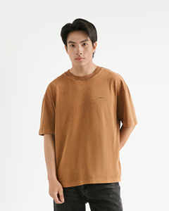 เสื้อยืดคอกลมทรงหลวมโอเวอร์ไซส์ ผ้าคอตตอน 100% เนื้อหนา ตัดเย็บแบบดรอปโชว์เดอร์ ทรงบ็อกซี่ สตรีทแวร์  สำหรับผู้ชาย  สามารถสกรีนโลโก้ได้ - Product Image 5