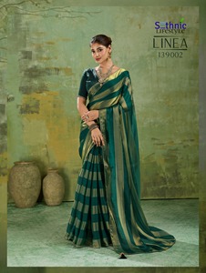 Hermosa Blusa Saree de Seda Estilo Bollywood con Detalles Metálicos Dorados, Ribete de Encaje Dorado y Satén Makhmal - Product Image 2