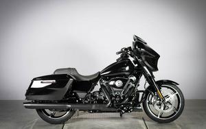 มอเตอร์ไซค์ทัวริ่งรุ่น Street Glide ปี 2026 ขนาด 1500 ซีซี ผลิตในสหรัฐอเมริกา สำหรับผู้ใหญ่ พร้อมระบบ EFI, ABS, GPS และคุณสมบัติทัวริ่งระดับพรีเมียม - Product Image 4