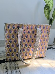 Sac fourre-tout bohème en coton, motif floral jaune, poignées rayées, grand sac à bandoulière ouvert pour usage quotidien - Product Image 4