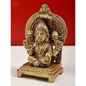 Petite sculpture de Lakshmi à quatre bras de 4 pouces faite à la main en Abhaya Mudra - Product Image 3