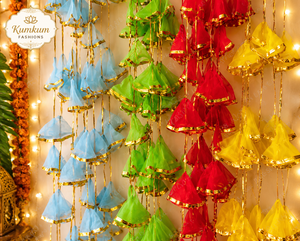 Décorations suspendues artisanales indiennes en filet Gota avec pompons pour mariage, Haldi, Mehendi, Diwali, temple domestique, toile de fond festive, Gota coloré - Product Image 1
