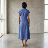 Robe midi trapèze en coton à carreaux bleu marine pour femme, à manches courtes, en tissu léger, style moderne, coupe confortable