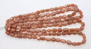 ลูกปัดมูนสโตนสีพีชทรงเหลี่ยมไม่สม่ำเสมอขนาด 7x10-8x12 มม. ลูกปัดมูนสโตนขัดเงา 16 นิ้ว ลูกปัดมูนสโตนสีพีชสำหรับทำเครื่องประดับ - Product Image 4