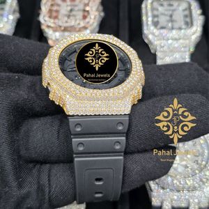 Reloj de cuarzo con incrustaciones de diamantes, esfera negra, tono dorado, resistente al brillo, reloj de pulsera para hombre - Product Image 3