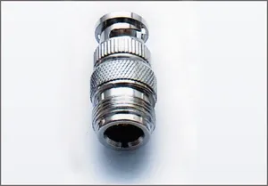 Adaptateur exclusif BNC mâle vers N femelle pour applications sans fil de télécommunications RF et de réseaux de données - Product Image 4