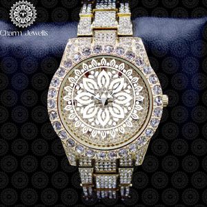 Montre de luxe Charm Jewells en acier inoxydable, boîtier de 40 mm, mouvement mécanique analogique, verre saphir, bouton poussoir, fermoir caché, 10 bars - Product Image 4