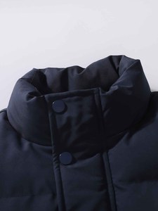 Gilet matelassé pour homme, 80 % duvet, résistant, imperméable, coupe-vent, à capuche, sans manches, pour l'hiver et les activités de plein air - Product Image 3