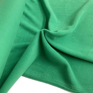 Tissu polaire antistatique et anti-boulochage disponible à prix d'usine, fabriqué à la main en Inde en couleurs unies - Product Image 1