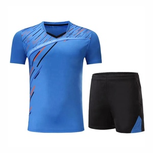 Ensemble de vêtements de sport d'été pour homme, polo de tennis bleu sublimé avec imprimé géométrique et short à taille élastique noire - Product Image 2