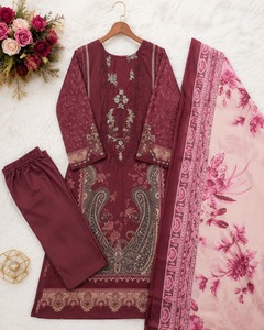 Salwar Kameez de algodón indio-pakistaní con estampado y bordado de lentejuelas, diseño de diseñador, ropa de novia, lo último en exclusivas prendas para mujer. - Product Image 5