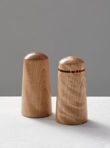Round Shape Wooden Salt Pepper Shaker For Kitchen Spice <b>Storage</b> Tabletop Use And Dining Room Decor - Product Image 6