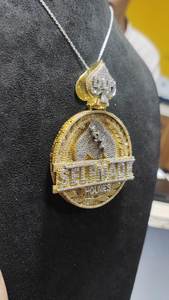 Colgante de Lujo Estilo Hip Hop Rapper con Letra Personalizada, Chapado en Oro sobre Plata 925, con Moissanita VVS, Diseño Circular Bicolor, para Fiesta - Product Image 2