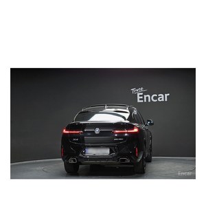 BMW X4 XDrive20i M Sport 2023 con Caja de Cambios Automática, Volante a la Izquierda y Cámara Trasera, 69,833 km - Product Image 4