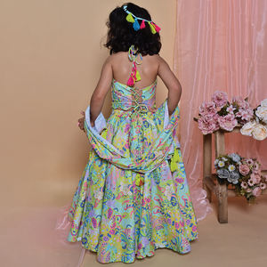 Conjunto de Lehenga Choli de Primera Calidad para Niñas, Ropa para Recepción de Bodas y Fiestas de Cumpleaños, Disponible al Mejor Precio - Product Image 3