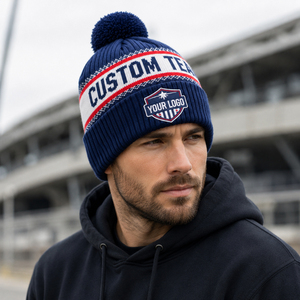 Gorro de Punto Personalizado OEM con Pompón Ajustable |   Gorro Deportivo de Invierno Personalizado |   Bordado Jacquard |   100% Acrílico |   Privado - Product Image 2