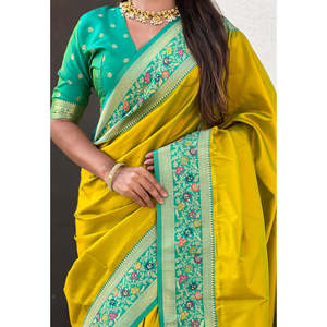 Sari en soie verte Mehandi Elite Weaves avec pallu Paithani, robe de club tissée Kadiyal Zari et pallu élégant - Product Image 4