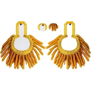 แผ่นป้ายไหล่ทองคำแท่งมีพู่ห้อย - Product Image 1