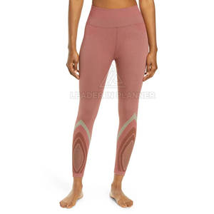 กางเกงโยคะขายดี ดีไซน์ล่าสุด ระบายอากาศ แห้งเร็ว เหมาะสำหรับออกกำลังกาย - Product Image 2