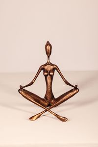 Premium Aluminum Yoga Sculpture Decorative Meditation Figurine For Contemporary Home Decoration Use - Product Image 1