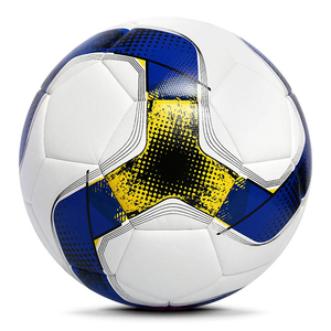 Balón de Fútbol Personalizado con Logotipo, Tamaño 5, Resistente, Ecológico, para Entrenamiento, Diseño Negro, Rojo y Blanco, Calidad Premium Profesional - Product Image 6