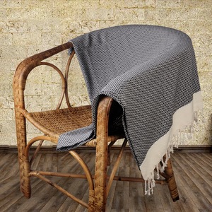Plaid en coton à motif à carreaux, rectangulaire, tissé, à franges, écologique, hypoallergénique, séchage rapide, pour usage domestique, lavable en machine - Product Image 1