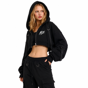 Sudadera corta con capucha de moda para mujer, estilo techwear, negra, con cremallera, detalles de tiras, top streetwear, proveedor OEM, EE. UU. - Product Image 2