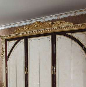 Armoire élégante en bois d'acajou de style baroque italien, grande armoire en bois sculpté à la main en or ivoire, meuble de chambre à coucher de luxe sur mesure - Product Image 3